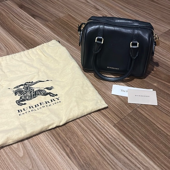 Vintage Burberry Bag - Picture 1 of 6